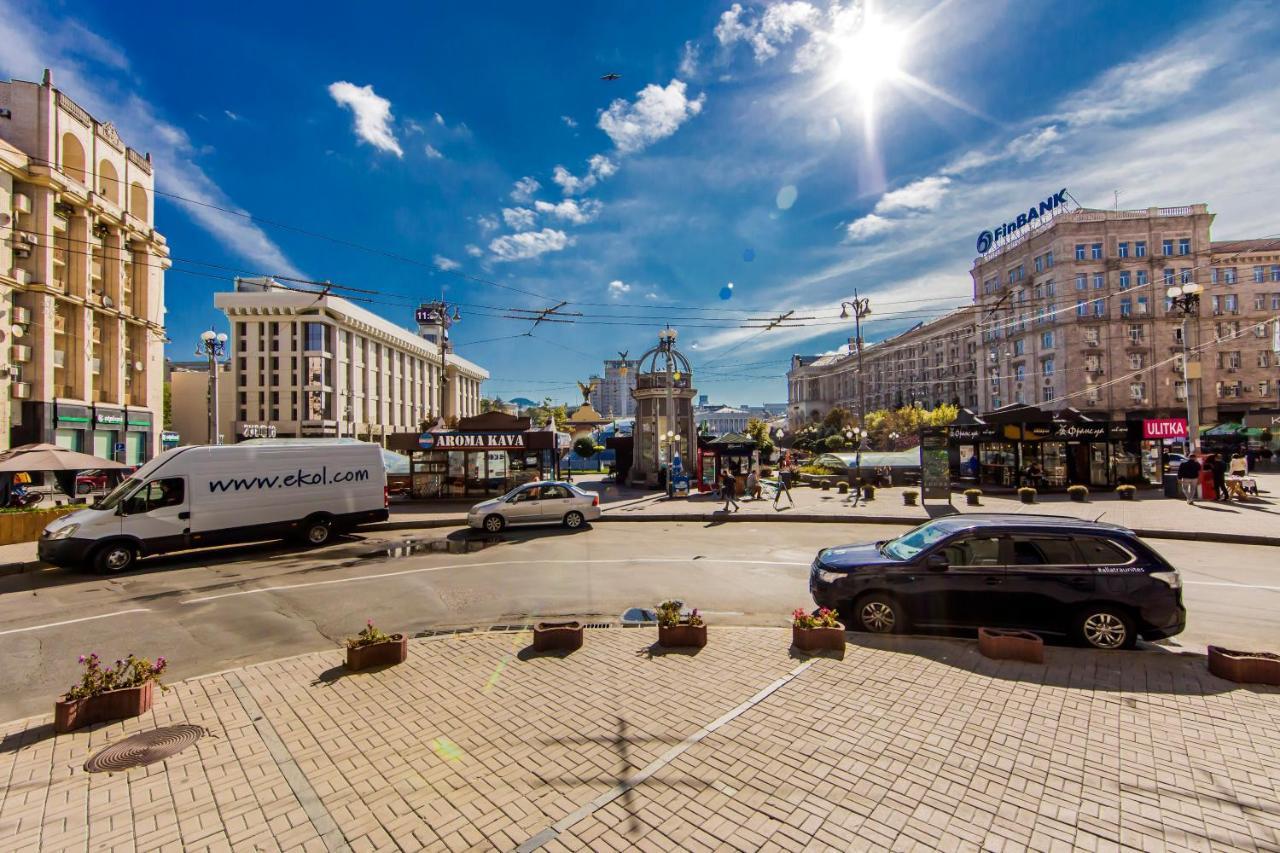 Two-Room Apartments On Maidan Nezavisimosti Kiev Exteriör bild